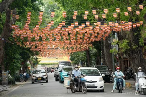 Ancient Hanoi Temple Hosts Sacred Procession for 500 Year Old Relics - image 4
