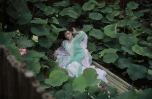 Artistic Portraits of Wu Sui Sui in YiTuYu Art Language Vol.7359 - image 17