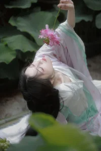 Artistic Portraits of Wu Sui Sui in YiTuYu Art Language Vol.7359 - image 1