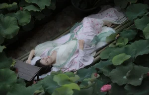Artistic Portraits of Wu Sui Sui in YiTuYu Art Language Vol.7359 - image 8