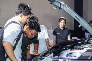 Lynk & Co Hybrid EM-P Technology: Challenging Perceptions in the Vietnamese Automotive Market - image 8
