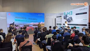 Lynk & Co Hybrid EM-P Technology: Challenging Perceptions in the Vietnamese Automotive Market - image 14