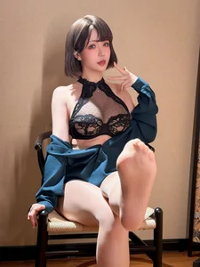 Stunning Hoshilily Xing Zhi Chi Chi Kind Neighbor Sister Part 02 Collection: Elegant Casual Fashion and Lifestyle Photography Inspiration - image 4