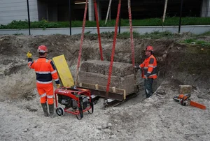 Archaeological Discovery: Experts Uncover Startling Secrets Inside an Ancient Coffin - image 1