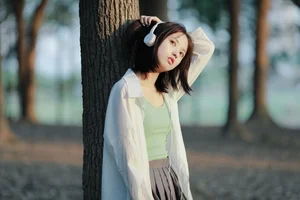 Modern Sophistication in YiTuYu Art Language Vol.6365 Featuring Kou Ke - image 4