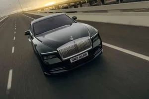 Rolls-Royce Spectre Series II: The Pinnacle of Electric Luxury and Power - image 10
