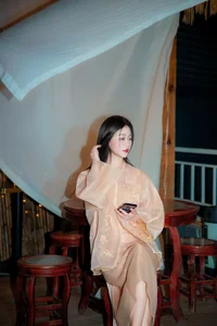 YiTuYu Art Language Vol.9671: Elegant 19-Photo Set Featuring Wu Yue - image 4