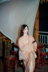 YiTuYu Art Language Vol.9671: Elegant 19-Photo Set Featuring Wu Yue - image 14