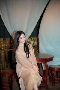 YiTuYu Art Language Vol.9671: Elegant 19-Photo Set Featuring Wu Yue - image 10