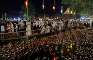 The Magic of Chiang Mai: Experiencing the Sky Lantern Festival in Thailand - image 2