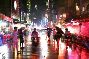 Rain or Shine: Ho Chi Minh City's Vibrant Weekend Spirit - image 19