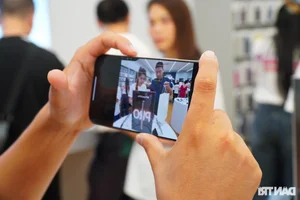 iPhone 16 Pro Features and Apple Intelligence Limitations in Vietnam Market - image 0
