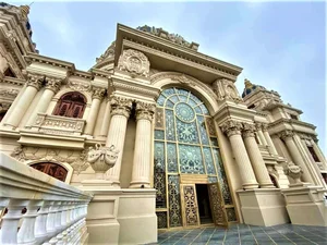 Inside the Gilded Luxury of Ninh Binh’s Massive 10,000m2 Private Castle - image 9