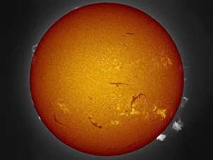 NASA's Groundbreaking Solar Discovery: Touching the Sun's Atmosphere - image 3