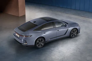 Next-Gen 2026 Lexus ES: Redefining Luxury with Standard Hybrid Power and the First-Ever All-Electric Model - image 1