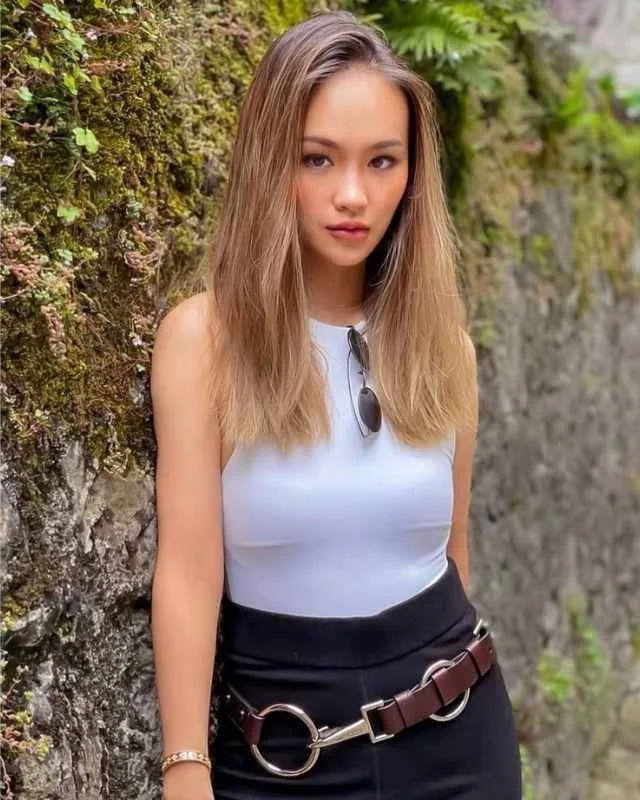 Meet Nuanwan Phanchet: The Stunning Daughter of Thai Football Billionaire Madam Pang