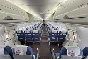 A Look Inside China's C919 Jet During Its First Visit to Vietnam - image 5