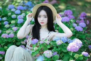 Visual Elegance in YiTuYu Art Language Vol.7293 with Shi Yuan - image 12