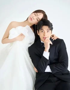 Singer Lim Jeong Hee Celebrates Wedding Amidst Social Media Age-Gap Debate - image 5