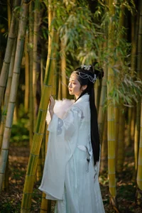 Yituyu Dreamy Portrait Photography Captures Soft Aesthetic and Warmth - image 0