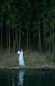 Yituyu Dreamy Portrait Photography Captures Soft Aesthetic and Warmth - image 3