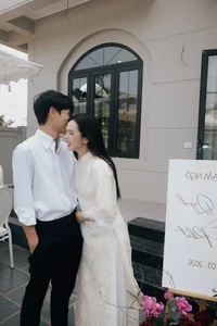 Stunning Engagement Ceremony of Famous Vietnamese Actress Quynh Luong - image 9