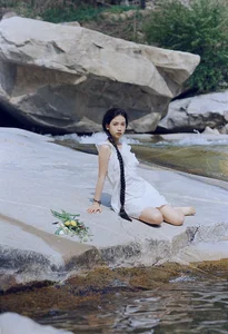 YiTuYu Art Language Vol.9961: Captivating Portrait Artistry with Xi Xi - image 2