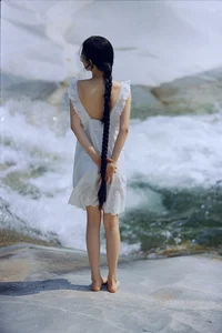 YiTuYu Art Language Vol.9961: Captivating Portrait Artistry with Xi Xi - image 5
