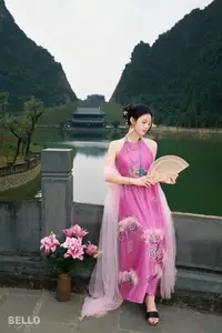 Traditional Vietnamese Beauty A Muse by the Ancient Lake Serene Charm - image 2