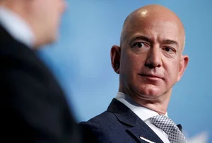 The Biggest Billionaire Losers of 2022: Tech Moguls and Market Crashes - image 3