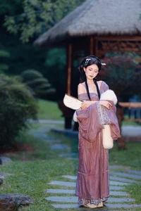 Artistic Vision in YiTuYu Art Language Vol.7880 Featuring Liu Liu - image 26