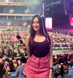 Stunning Candid Photos of Doan Hai My: How Doan Van Hau’s Girlfriend Looks in Real Life? - image 2