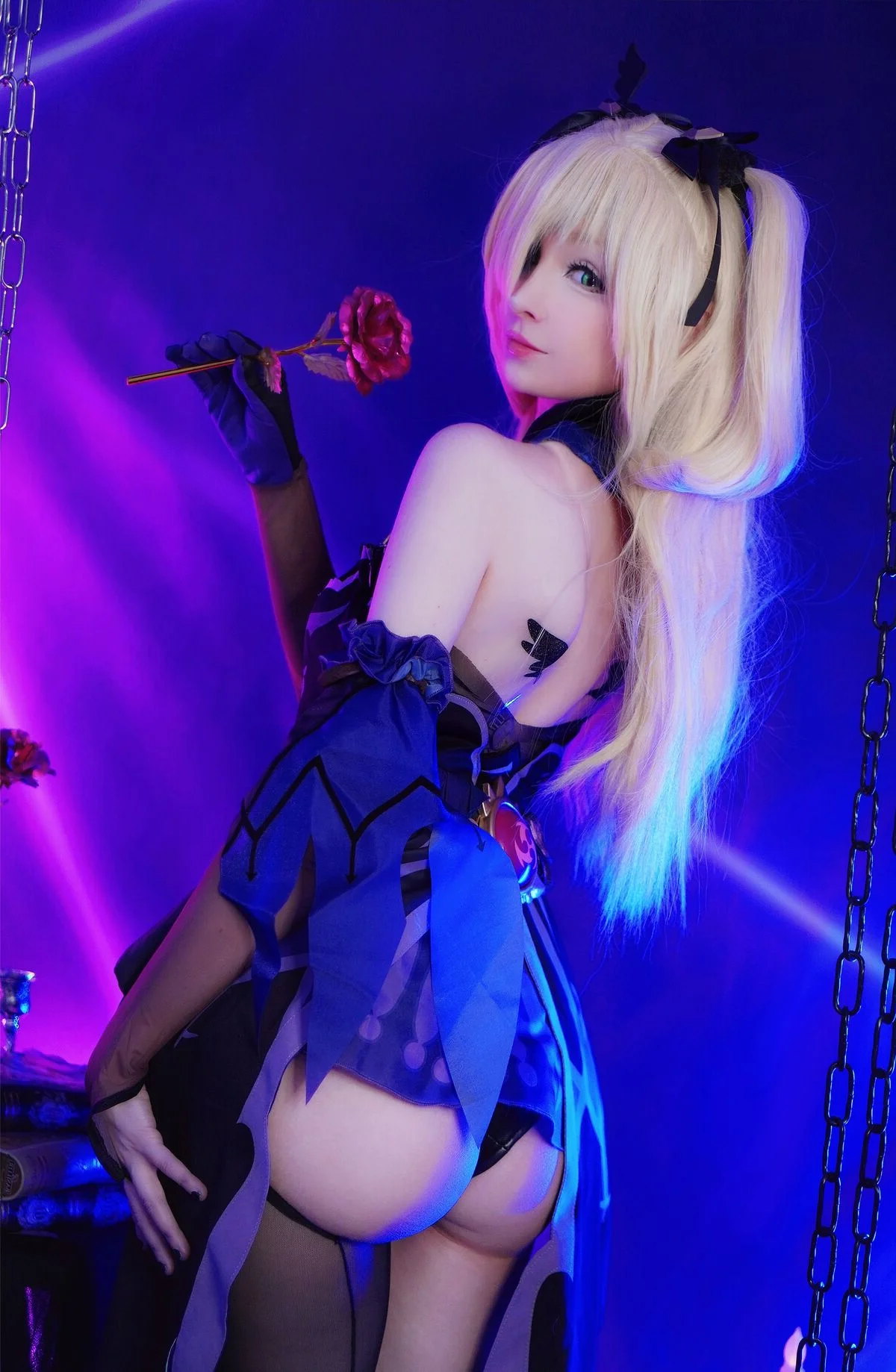 Unveiling the Mysterious Beauty of Fischl Genshin Impact through Coser Hidori Rose's Ultimate Transformation