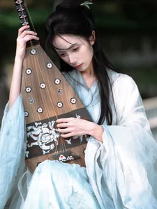 YiTuYu Art Language Vol.9774: A Stunning Portrait Collection Featuring the Ethereal Beauty of Cang Cang - image 6