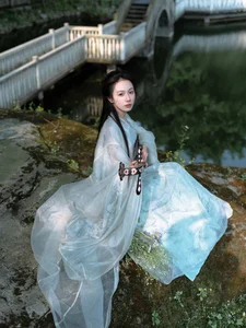 YiTuYu Art Language Vol.9774: A Stunning Portrait Collection Featuring the Ethereal Beauty of Cang Cang - image 1
