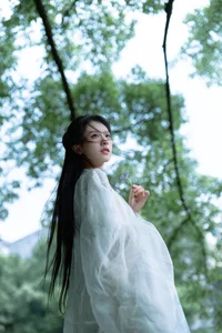 YiTuYu Art Language Vol.9774: A Stunning Portrait Collection Featuring the Ethereal Beauty of Cang Cang - image 7