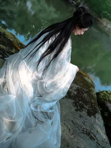YiTuYu Art Language Vol.9774: A Stunning Portrait Collection Featuring the Ethereal Beauty of Cang Cang - image 2