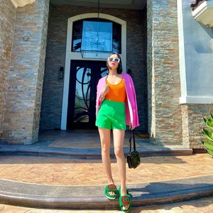 Comfortable Designer Sandals: Le Quyen's Ultimate Style Secret for Tired Feet - image 0