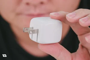 Ultra-Compact 45W Charger: The Perfect Portable Solution for MacBook and Mobile Devices - image 1