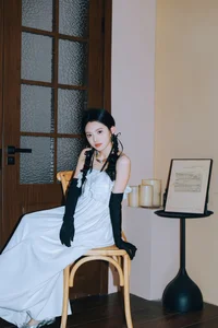 Lu Lu's Stunning Portrait Collection - YiTuYu Art Language Vol.7567 - image 1
