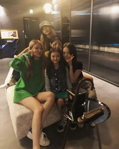 The Black Label’s New Girl Group: Samsung Heiress and Viral Trainees Revealed - image 10