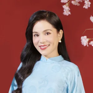 MC Quyen Linh's Wife Da Thao Shines At U60 - image 0