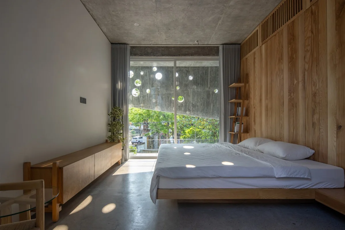 Innovative Double-Layer Facade for West-Facing Houses: A Modern Solution for Natural Cooling and Architectural Beauty