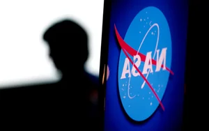 Uri Geller Claims Alien Mummies Are Hidden at Secret NASA Base - image 0