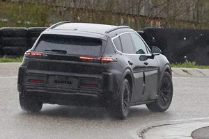 Why Porsche is Re-Evaluating the K1 Electric SUV Strategy - image 7