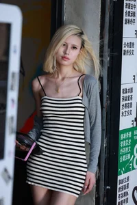 YiTuYu Art Language Vol.10521: Charming Photography Set with Xiang Xiang - image 13