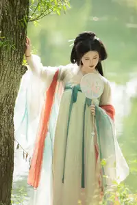 Xi Gua's Graceful Hanfu Elegance | YiTuYu Vol.8558 Collection - image 7
