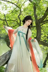 Xi Gua's Graceful Hanfu Elegance | YiTuYu Vol.8558 Collection - image 12