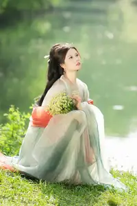 Xi Gua's Graceful Hanfu Elegance | YiTuYu Vol.8558 Collection - image 10