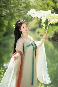 Xi Gua's Graceful Hanfu Elegance | YiTuYu Vol.8558 Collection - image 4